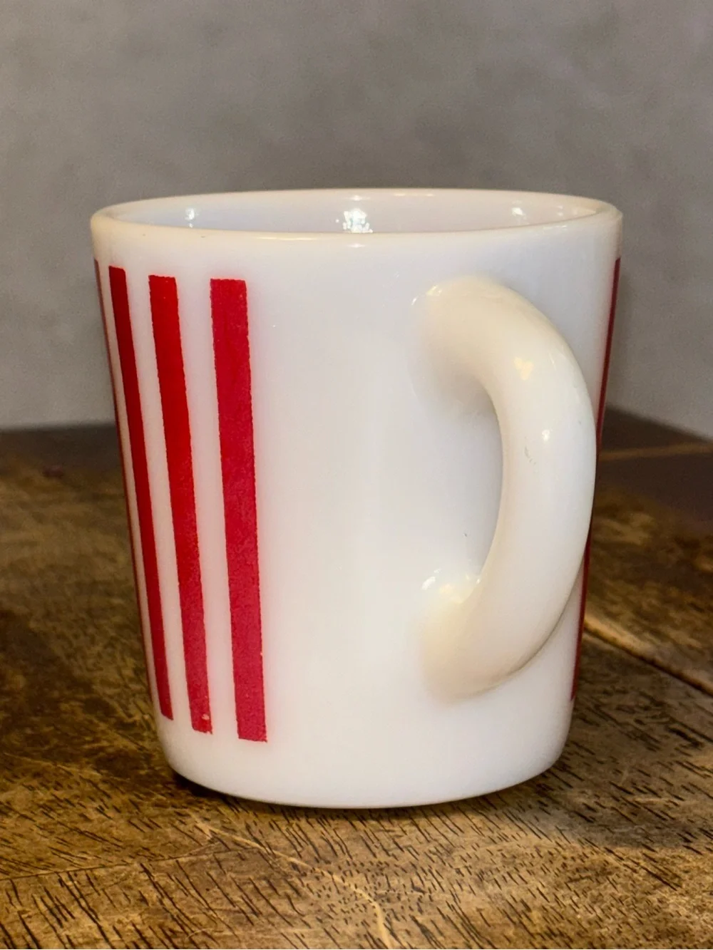 Vintage Hazel Atlas Red Candy Stripe Milk Glass Mug coffee tea